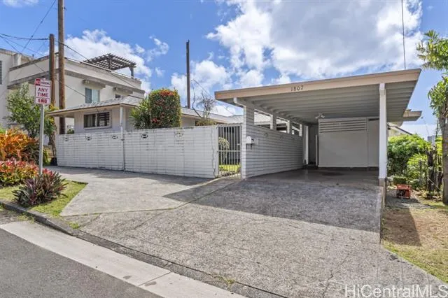 1807 Vancouver Place, Honolulu HI 96822 for Sale