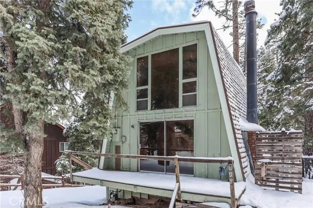 897 FORD LN, Big Bear Lake, CA 92315 Single Family Residence For Sale  MLS# EV24022555