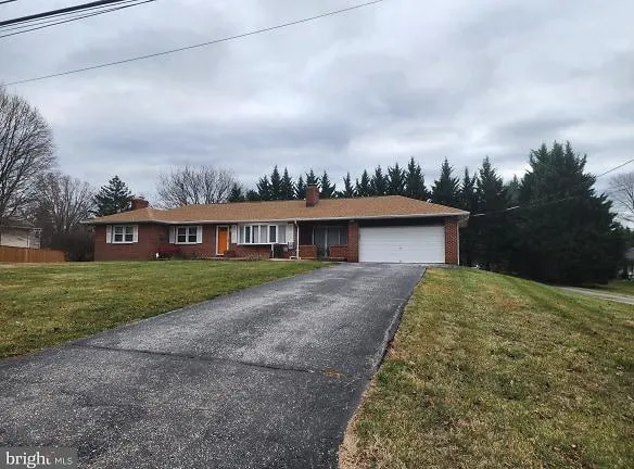 10219 Maxine St - Ellicott City, MD 21042 - Home For Rent
