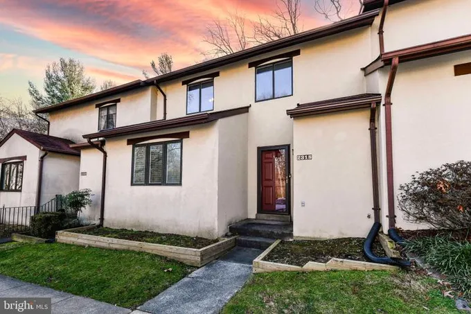 2318 Glade Bank Way, Reston, VA 20191 for Rent