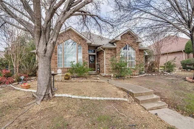 4225 CRESTEDGE LN, Carrollton, TX 75010 Single Family Residence For Sale  MLS# 20525070