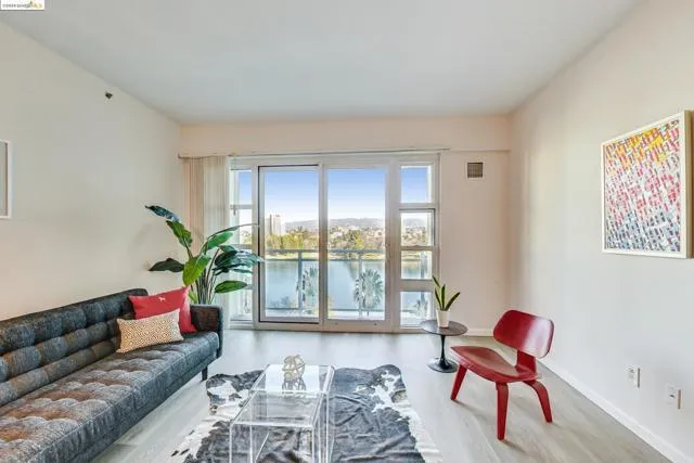 1 Lakeside Drive 705, Oakland CA 94612 for Sale