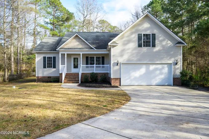114 Laura Drive, New Bern, NC 28562 for Sale