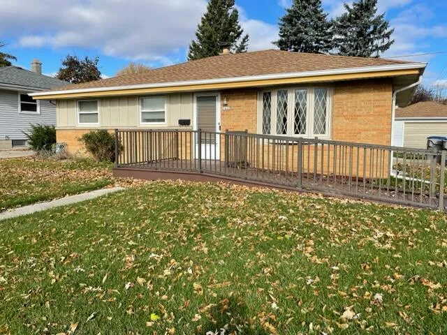 1422 West Van Norman Avenue, Milwaukee, WI 53221 for Sale