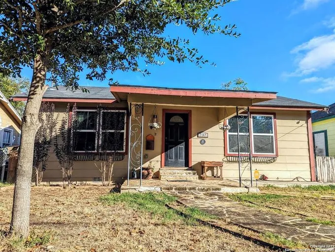 237 PALO BLANCO ST, San Antonio, TX 78210-4627 for Sale