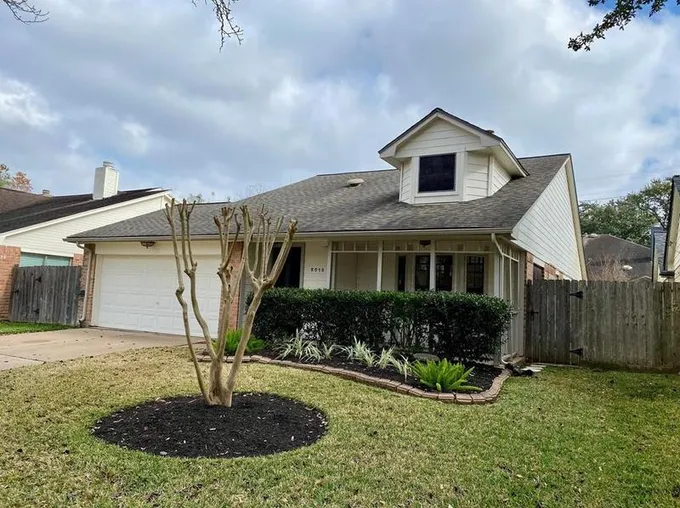 2015 Creek Valley Ln, Sugar Land, TX 77478 - MLS 90949899 for Rent