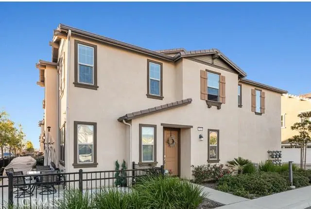 16502 Casa Grande 528, Fontana CA 92336 for Sale