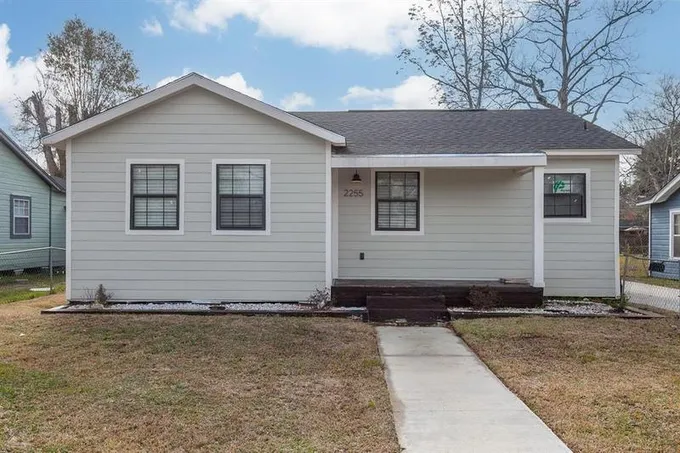 2255 Earl St, Beaumont, TX 77703 for Sale