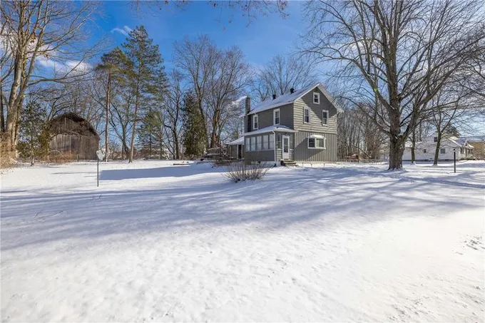 6 BAKER ST, Churchville, NY 14428 Single Family Residence For Sale  MLS# R1517313