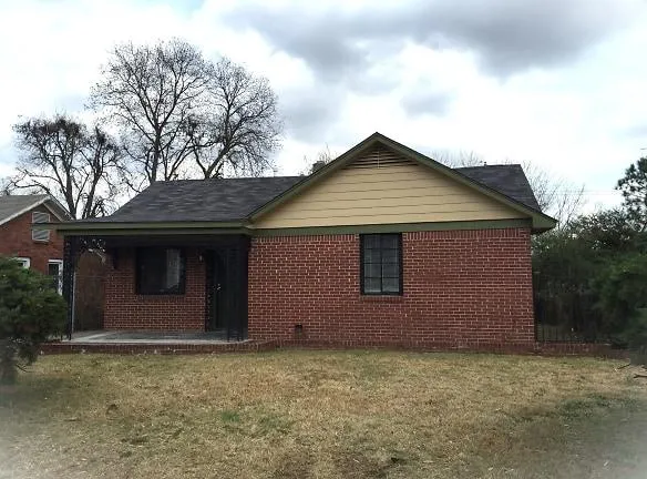 1810 S Barksdale St - Memphis, TN 38114 - Home For Rent
