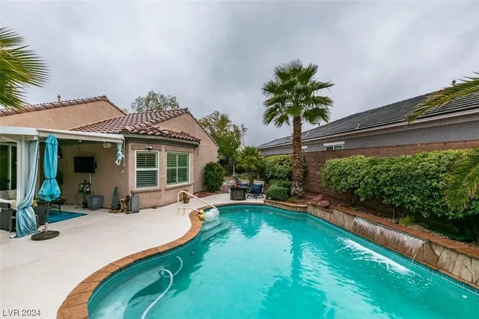 11520 Crimson Rose Avenue, Las Vegas, NV 89138 for Sale