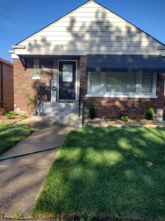 10327 S Vernon Ave, Chicago, IL 60628 - MLS 11947542 for Sale
