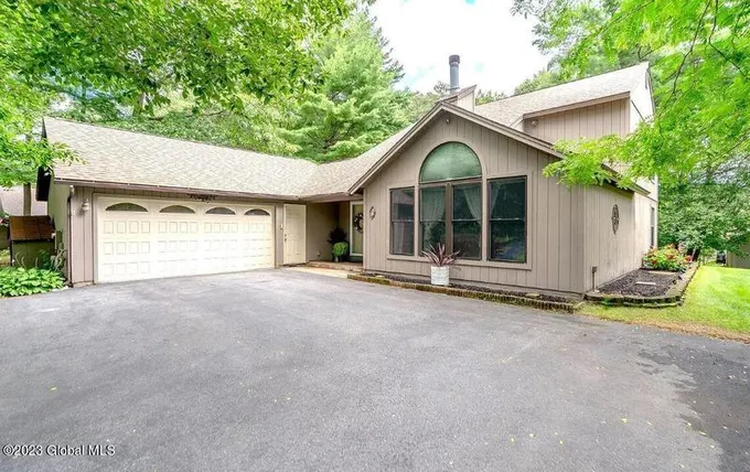 2 Glade Mallow Road, Ballston Spa, NY 12020 for Rent