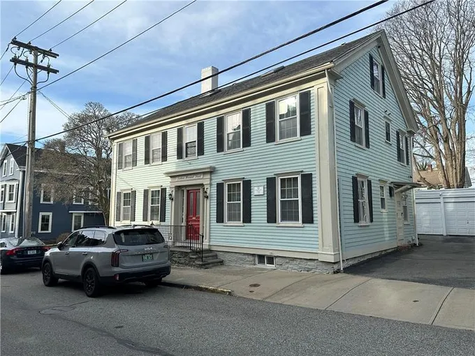 16 Howard Street, Unit 1, Newport, RI 02840 for Rent