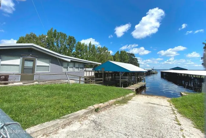 213 TROUT TRL, Crescent City, FL 32112 Mobile Home For Sale  MLS# 2006076