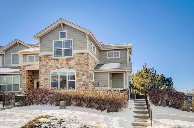 1899 S Buchanan Cir, Aurora, CO 80018 - MLS 4757415 for Sale