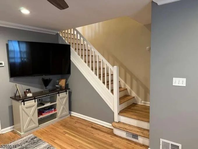 33 High St, Orange, NJ 07050  624450973 for Rent