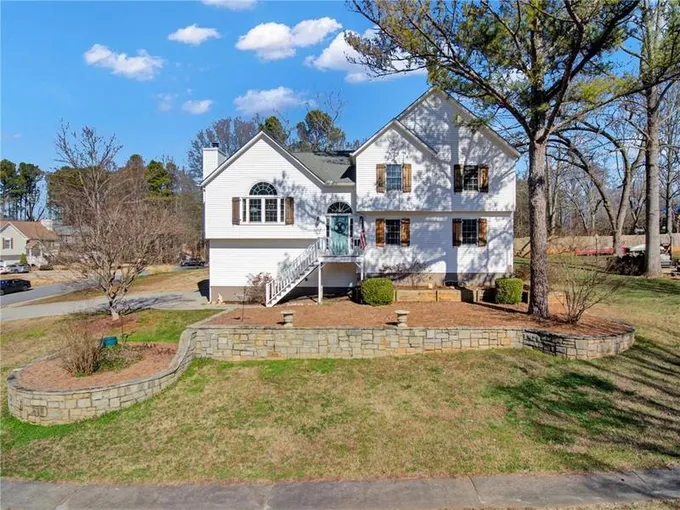 216 Bennett Farms Trail, Acworth, GA 30102 for Sale