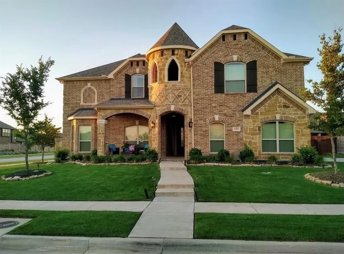 1201 Hodge St, Mc Kinney, TX 75071 for Sale