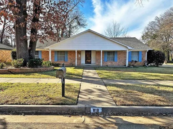 819 Bama Lane, Tyler, TX 75701 for Sale