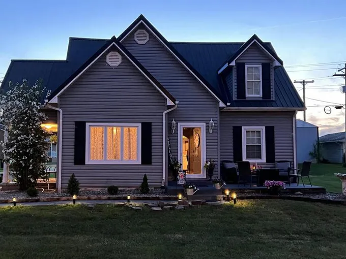 647 N KY 7, Sandy Hook, KY 41171 Single Family Residence For Sale  MLS# 56301