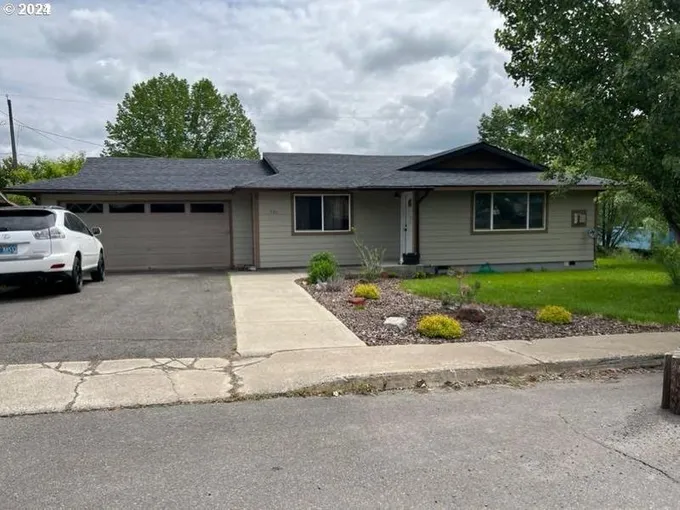 625 N 13TH AVE, Elgin OR 97827 for Sale