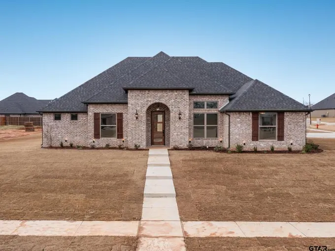 209 Serenity Drive, Bullard, TX 75757 for Sale