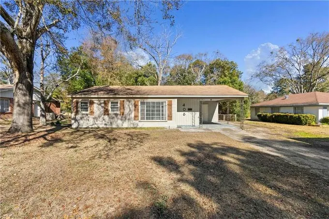 406 MYRTLEWOOD AVE, Chickasaw, AL 36611 Single Family Residence For Sale  MLS# 7317307