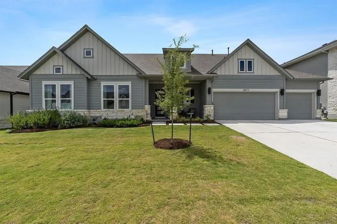 1873 Headwaters Blvd, Dripping Springs, TX 78620 for Sale