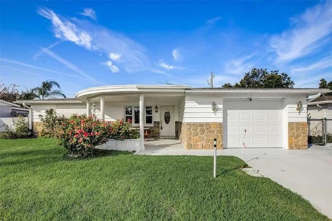 1543 DERRICK ST, HOLIDAY, FL 34690 Single Family Residence For Sale  MLS# U8222872