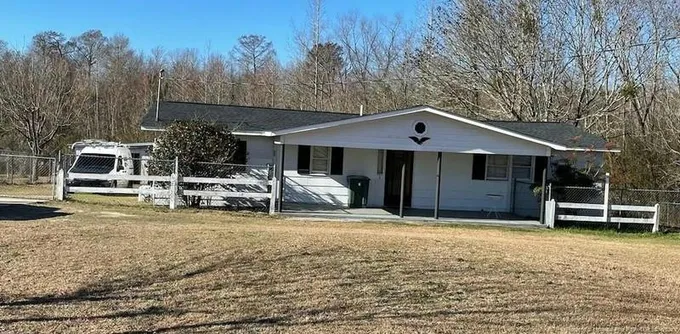 13752 NC HIGHWAY 130 E, Fairmont, NC 28340 Single Family Residence For Sale  MLS# LP719842
