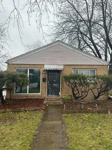 10245 South Van Vlissingen Road, Chicago, IL 60617 for Sale