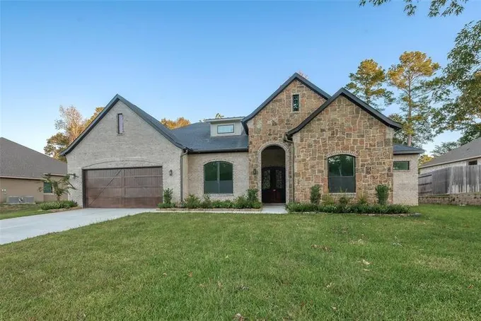 4788 West Fork Boulevard, Conroe, TX 77304 for Sale