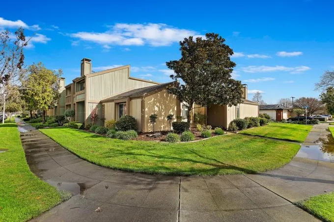 1035 Tahiti Lane, Alameda, CA 94502 for Sale