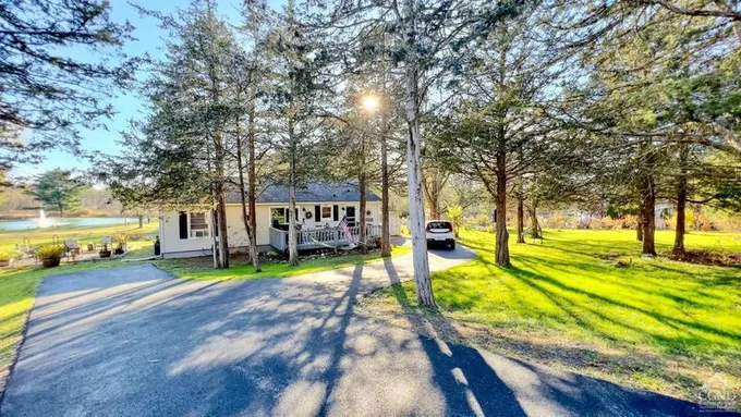 247 Tommy Trail, Athens, NY 12015 for Sale