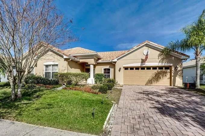 3611 Weatherfield Dr, Kissimmee, FL 34746 - MLS O6175706 for Sale