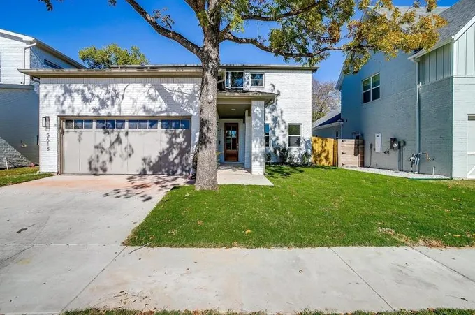 5618 Oaks Ln, Westworth Village, TX 76114 - MLS 20484224 for Sale