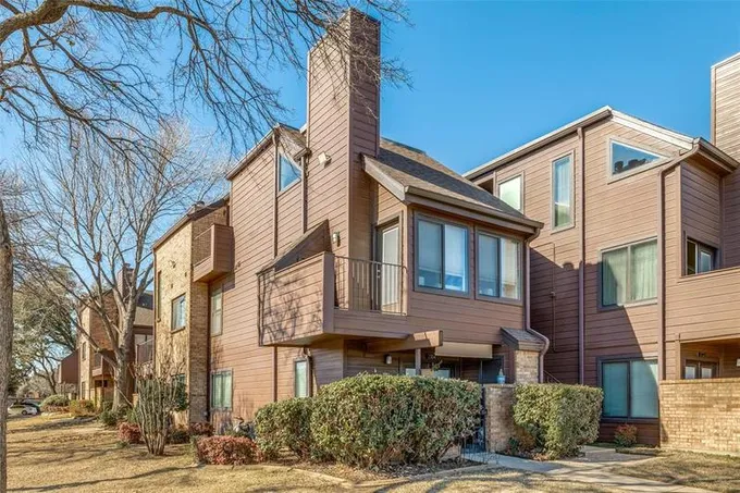 1712 Baird Farm Cir #2204, Arlington, TX 76006 for Sale