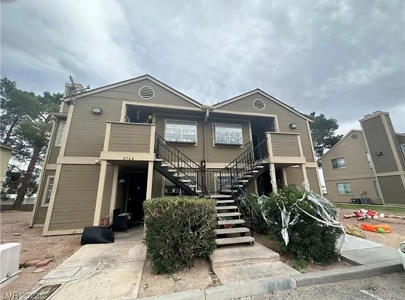2764 Aarondavid Dr #D - Las Vegas, NV 89121 - Home For Rent