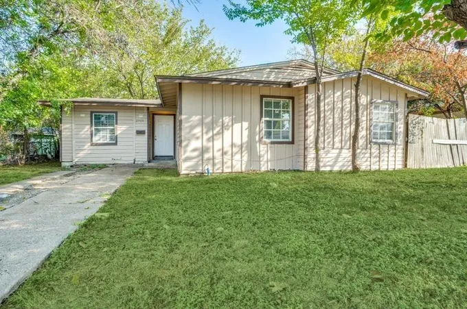 2909 Scottsbluff Dr, Dallas, TX 75228 - MLS 20465043 for Sale