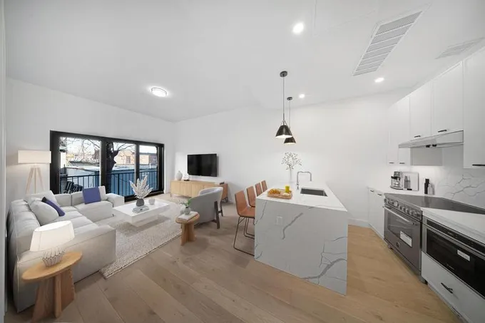 th Avenue, Unit 2B for Sale