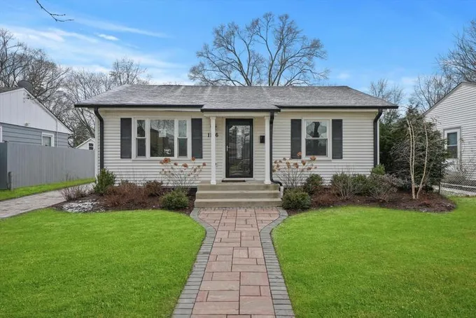 1116 FOWLER AVE, Evanston, IL 60202 Single Family Residence For Sale  MLS# 11956208