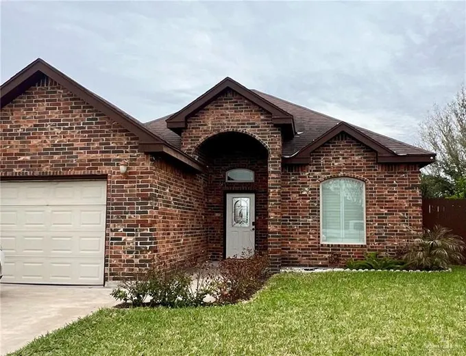 1012 West Dawes Avenue, Alton, TX 78573 for Rent
