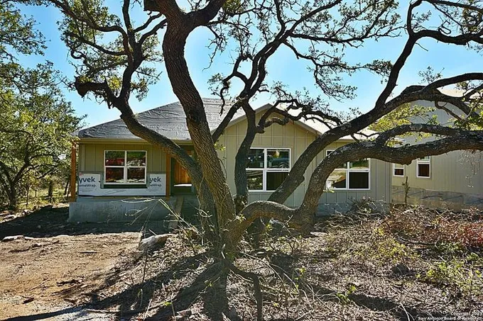 150 HILL DR, Spring Branch, TX 78070 for Sale