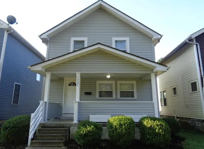 1537 Aberdeen Ave, Columbus, OH 43211 - MLS 223030842 for Sale