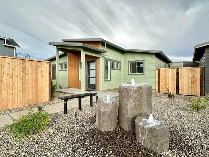 219 Gangnes Drive, Talent OR 97540 for Sale