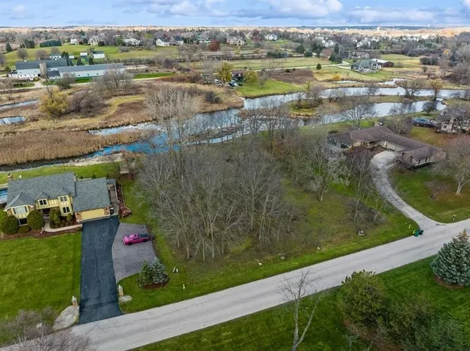 Lot 9 Frontenac Dundee Il 60118, Dundee, IL 60118 for Sale