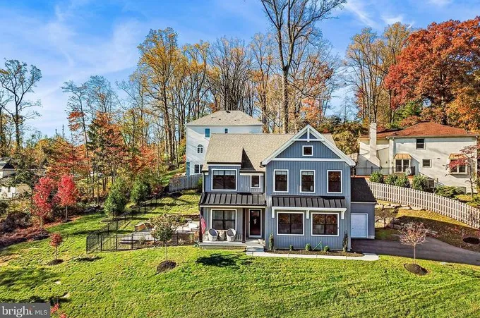 8 Langton Ln, Newtown Square, PA 19073 - MLS PADE2057206 for Sale
