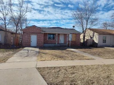 W 17th St for Sale
