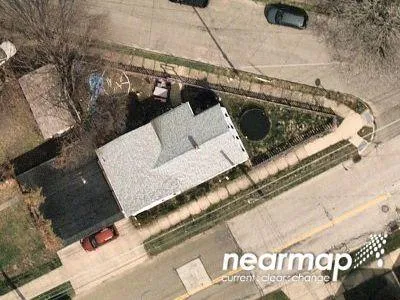 Summit St for Sale